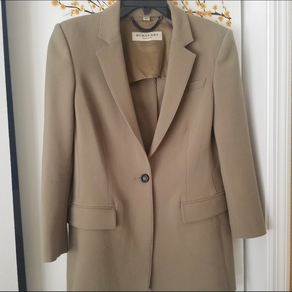 Burberry Jackets & Blazers - Burberry coat